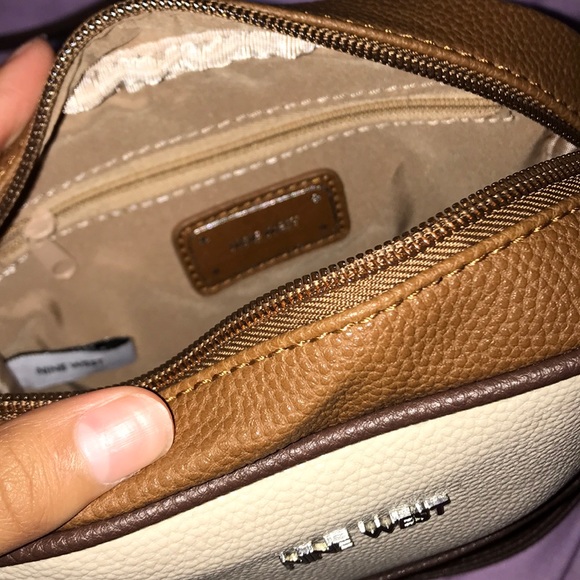 Purse - Picture 3 of 5